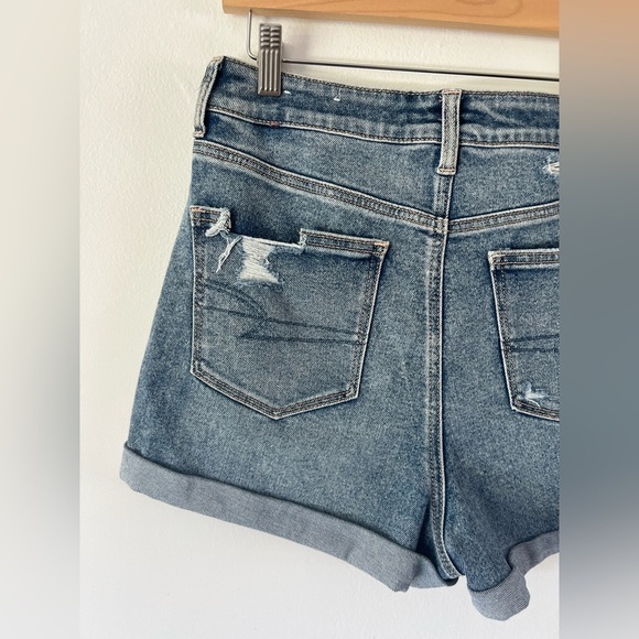 American Eagle Stretch‎ Rolled Cuff Crossover Distressed Denim Mom Short Size 10 - Picture 4 of 8